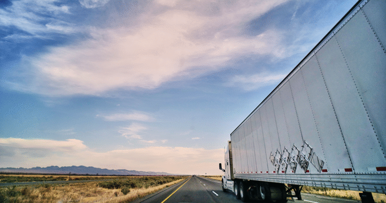 What is FTL Freight? Full Truckload Shipping Explained